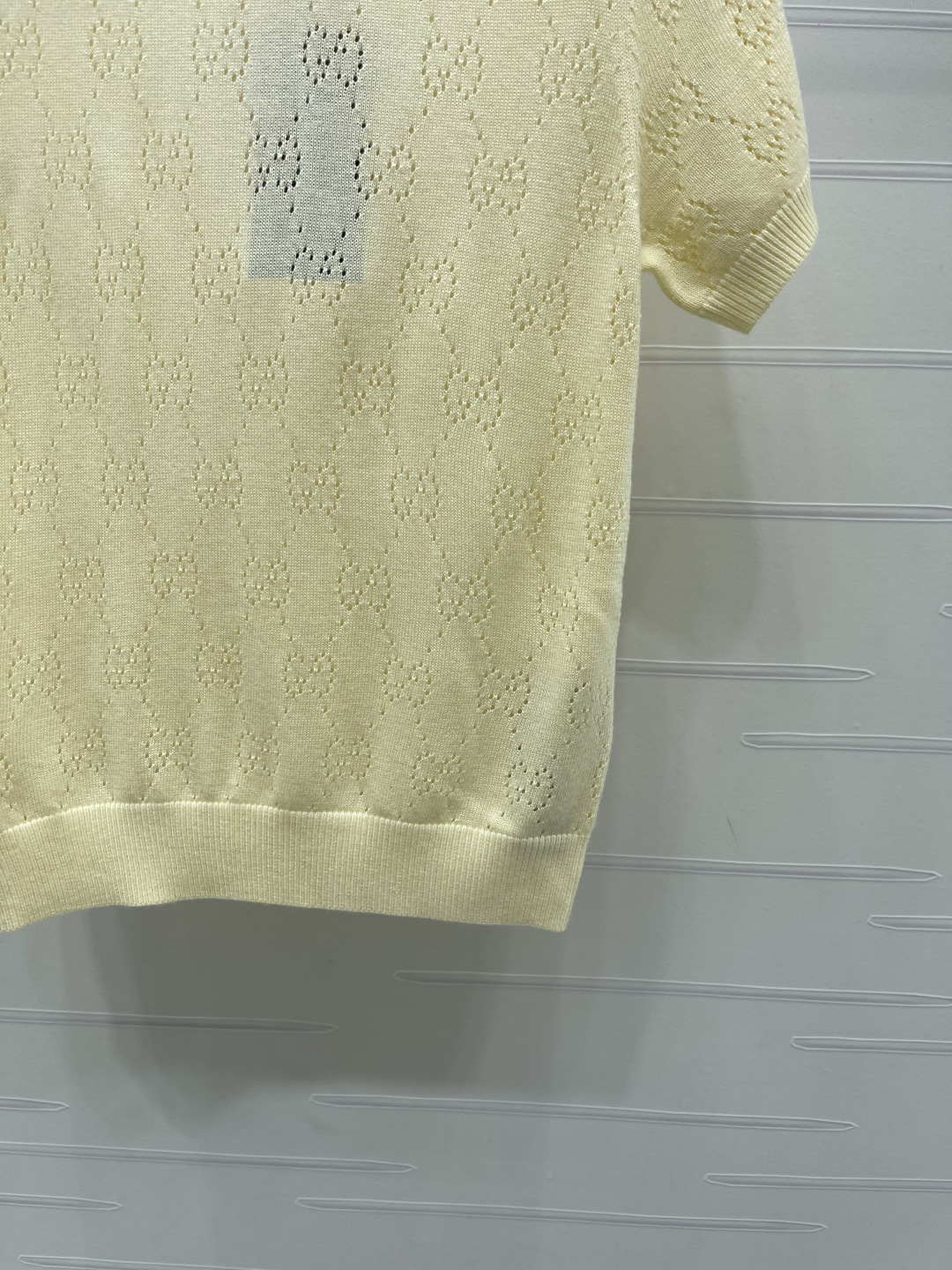 Women's short sleeves